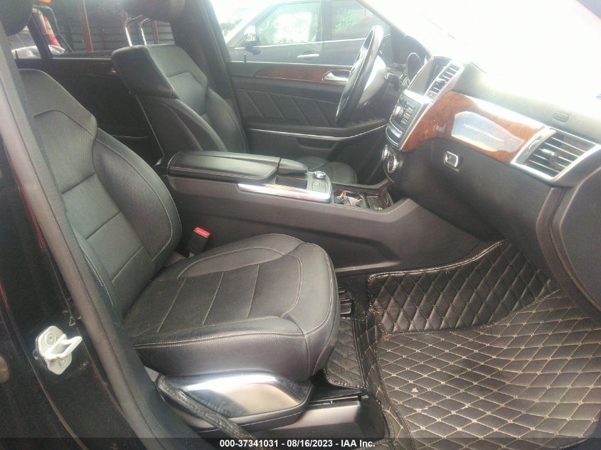 2015 MERCEDES-BENZ GL-CLASS GL 550 - 4JGDF7DE6FA492286