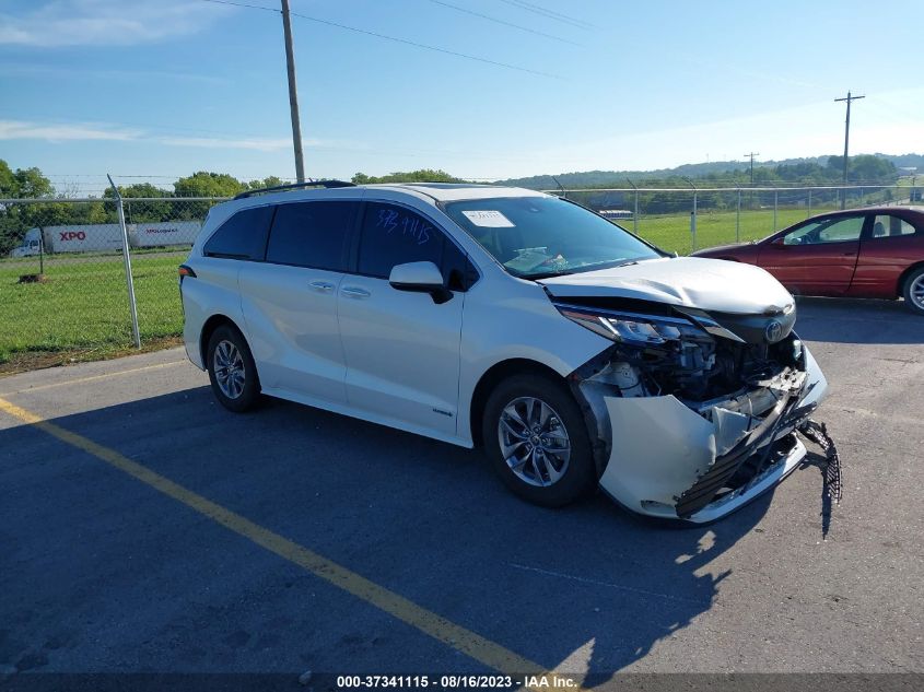 2021 TOYOTA SIENNA XLE - 5TDJRKEC9MS053548