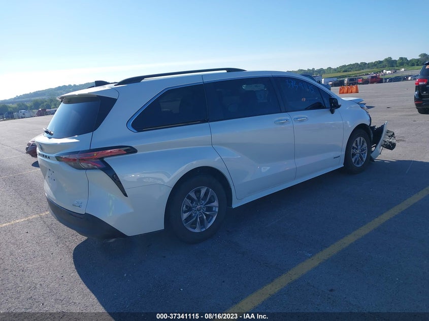 VIN 5TDJRKEC9MS053548 2021 TOYOTA SIENNA XLE