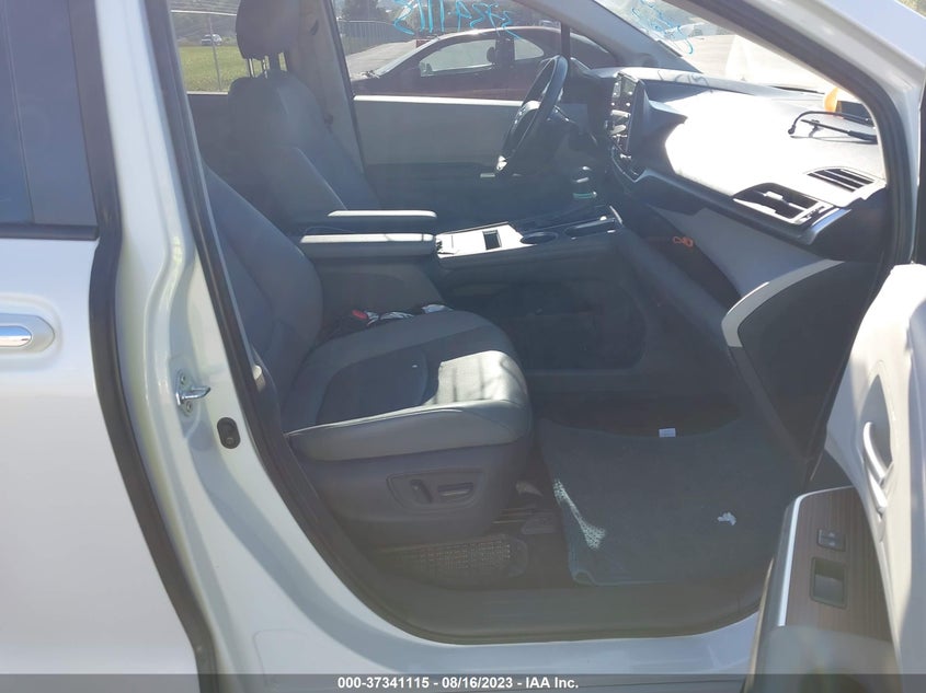 VIN 5TDJRKEC9MS053548 2021 TOYOTA SIENNA XLE