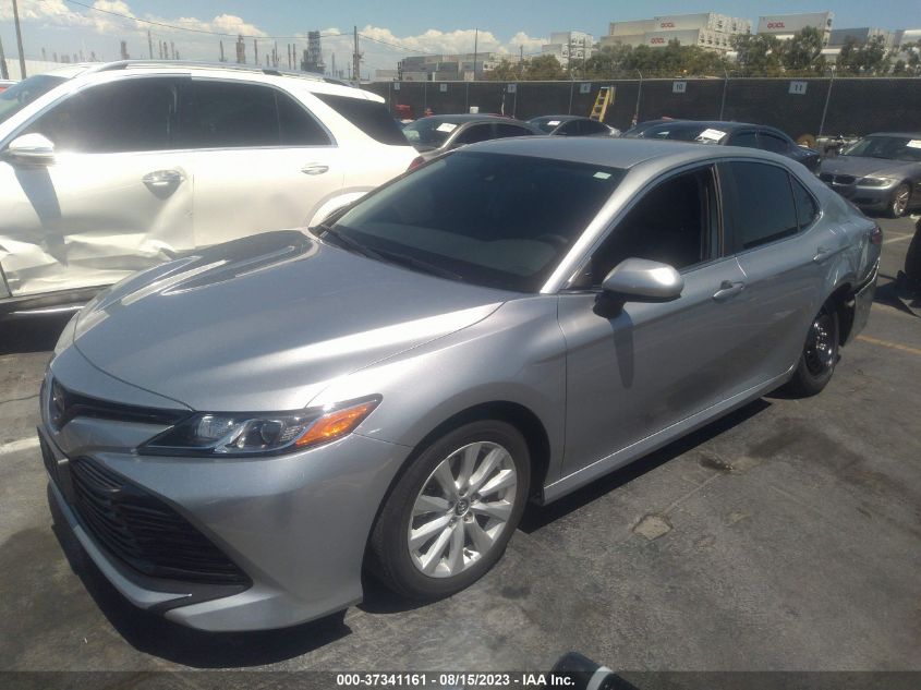 2020 TOYOTA CAMRY LE - 4T1C11AK4LU871752