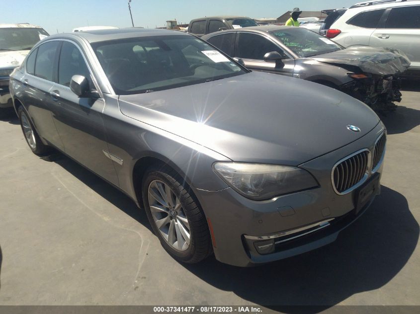 2013 BMW 7 SERIES 740I - WBAYA6C57DC995257