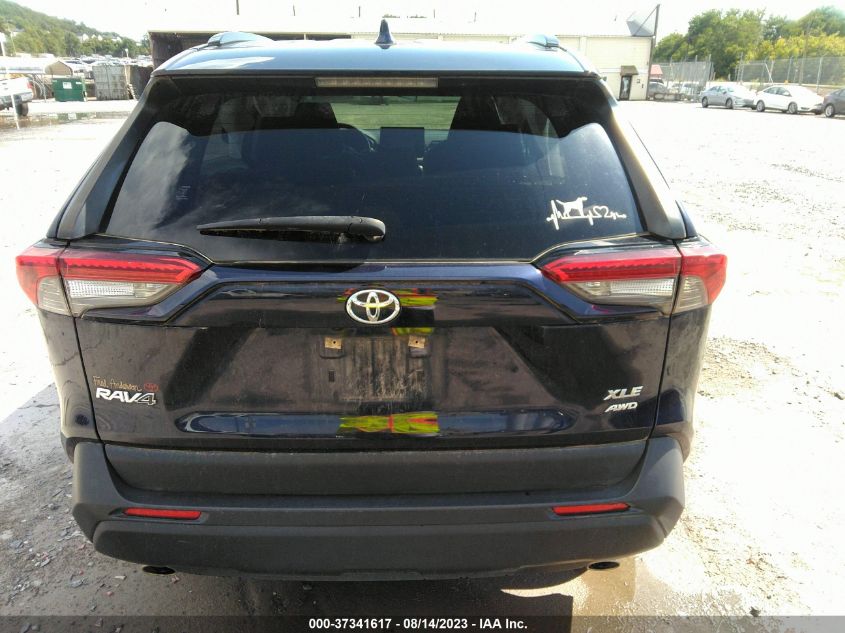 2021 TOYOTA RAV4 XLE - JTMP1RFV8MD073733
