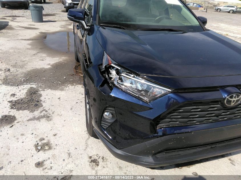 2021 TOYOTA RAV4 XLE - JTMP1RFV8MD073733