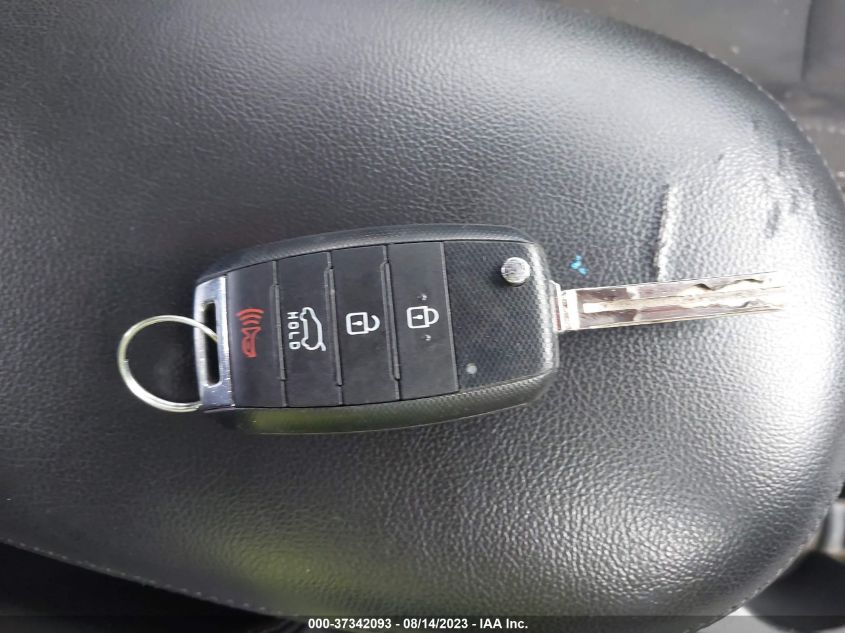 2016 KIA SOUL BASE - KNDJN2A20G7832988