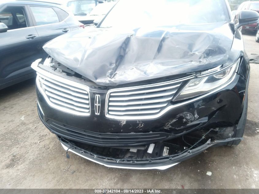 2017 LINCOLN MKC SELECT - 5LMCJ2C99HUL33228