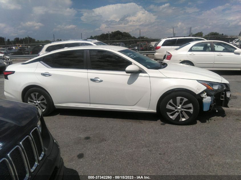 1N4BL4BV8LC225551 Nissan Altima 2.5 S 13