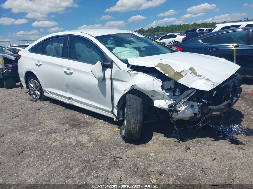 2019 HYUNDAI SONATA SE - 5NPE24AF3KH736494