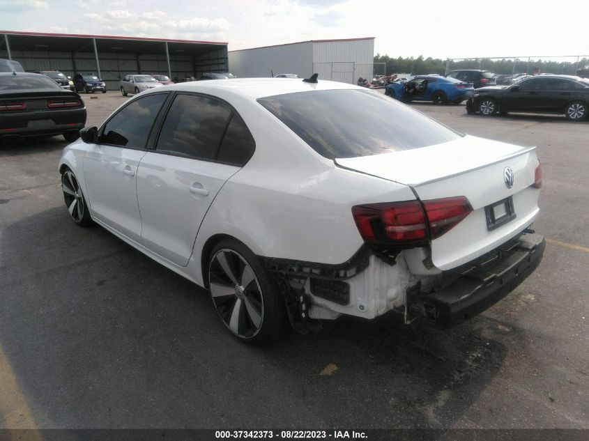 2016 VOLKSWAGEN JETTA SEDAN 1.8T SPORT - 3VWB17AJ3GM250651