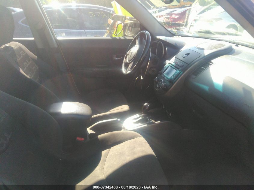 2013 KIA SOUL + - KNDJT2A68D7755601