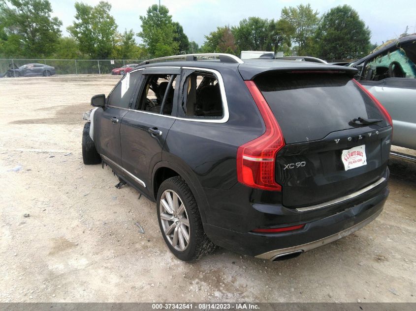 2016 VOLVO XC90 T6 MOMENTUM - YV4A22PK3G1045629