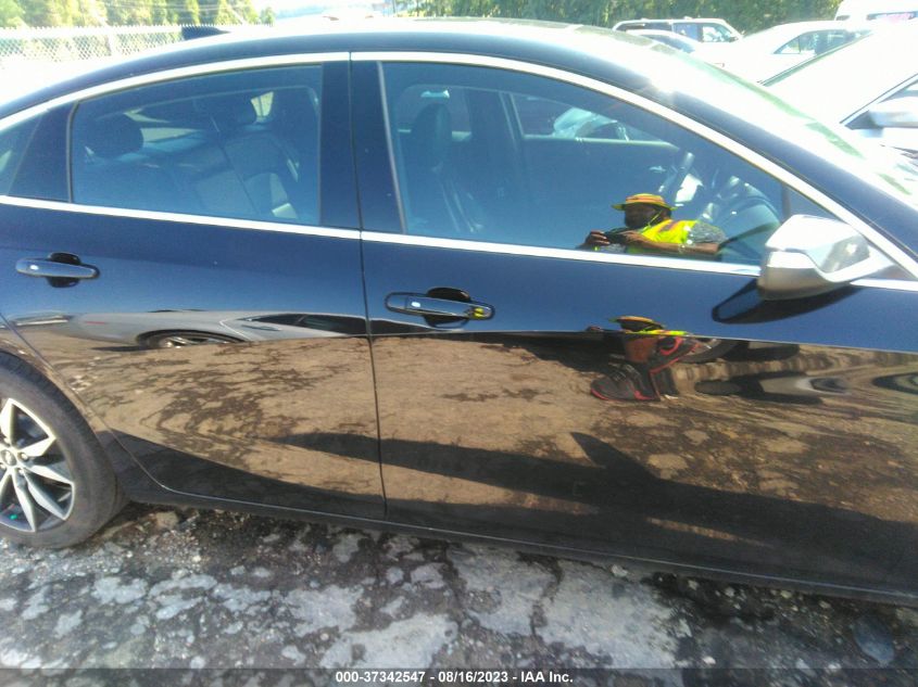2018 CHEVROLET MALIBU LT - 1G1ZD5ST0JF272152
