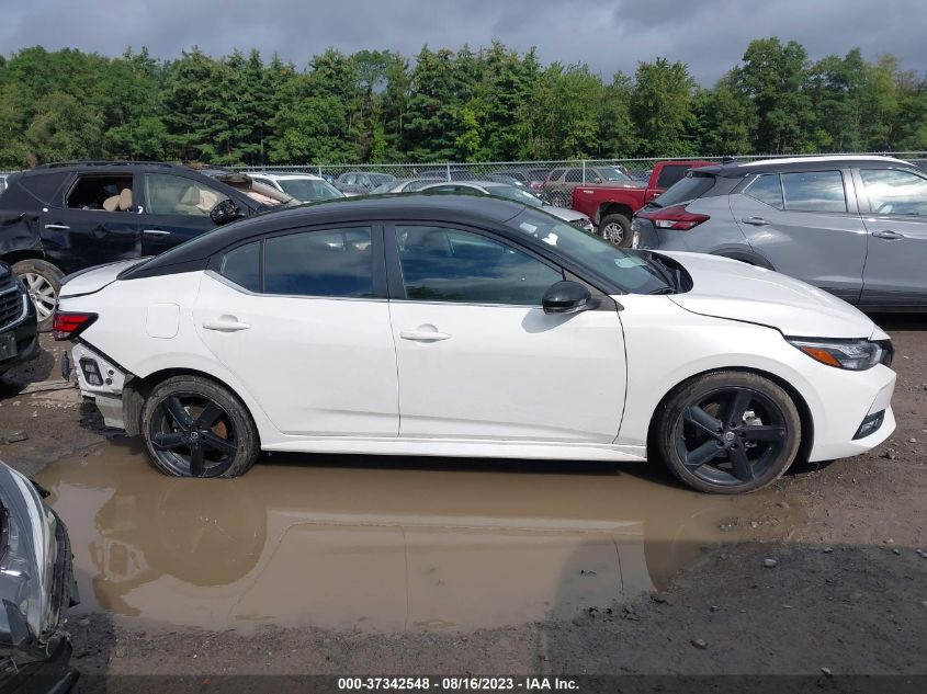 3N1AB8DV8NY318984 Nissan Sentra SR 13