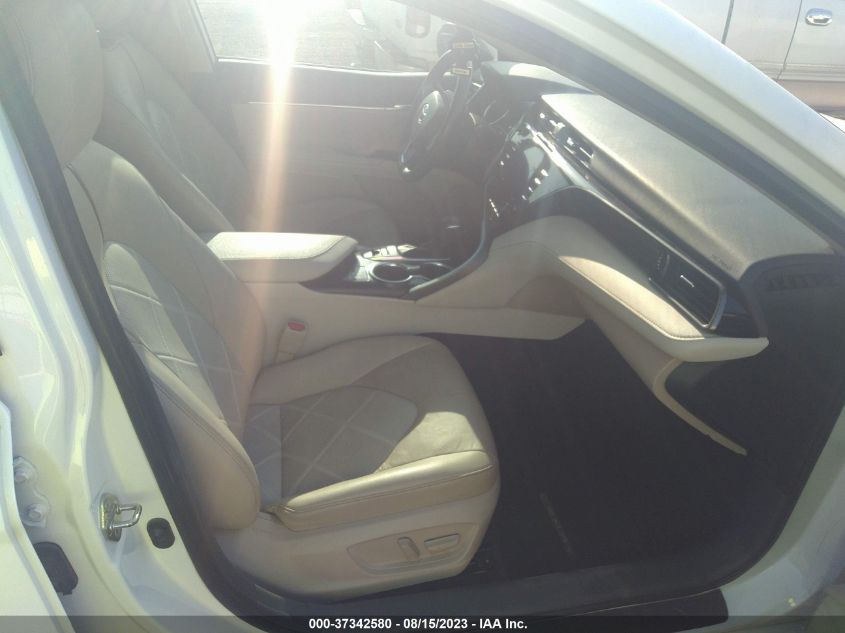2019 TOYOTA CAMRY LE/SE/XLE/L - 4T1B11HK8KU795646