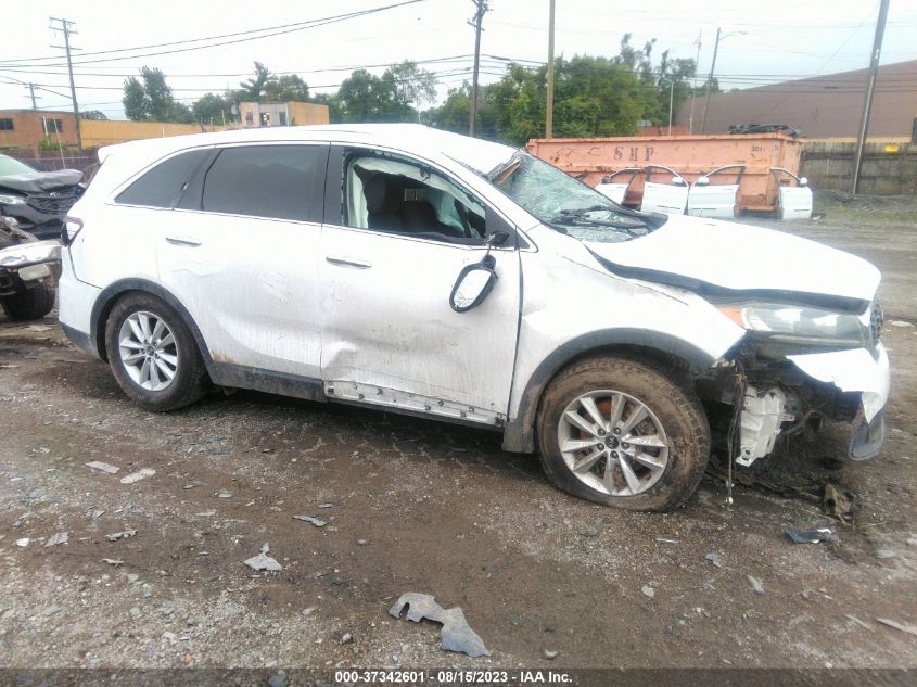 2020 KIA SORENTO LX V6 - 5XYPG4A5XLG628559