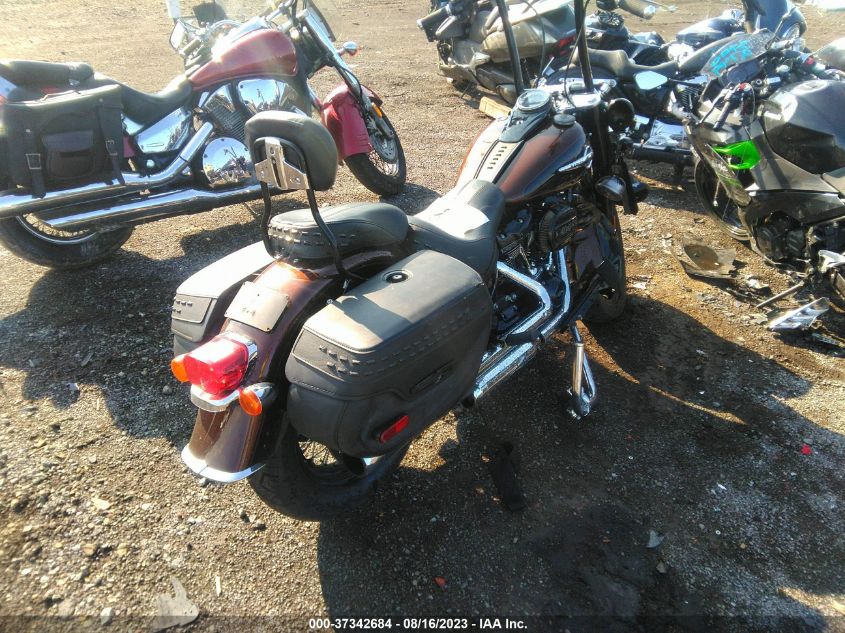 2019 HARLEY-DAVIDSON FLHCS 1HD1YBK25KB033086