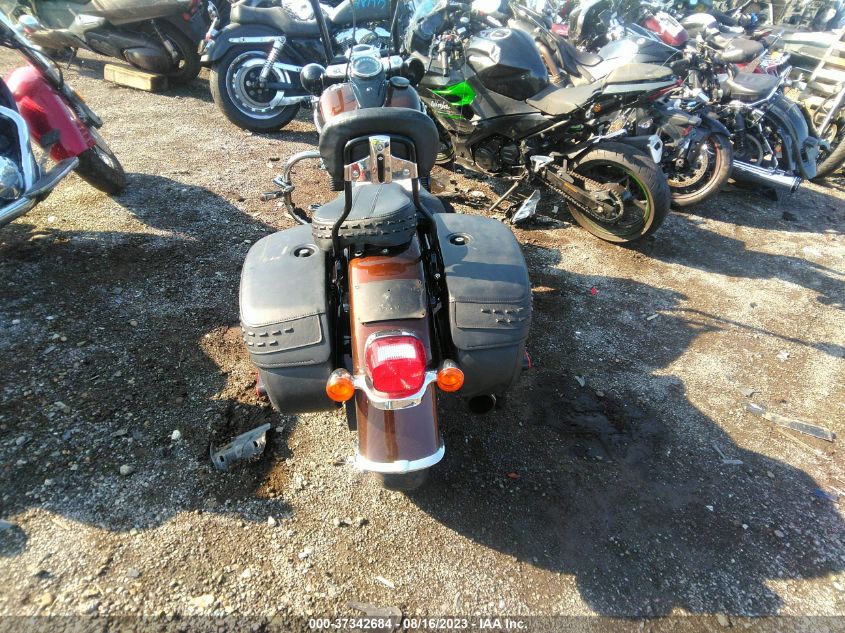 2019 HARLEY-DAVIDSON FLHCS 1HD1YBK25KB033086