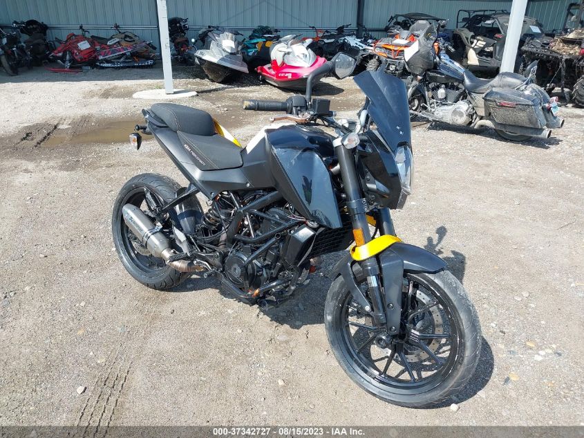 2016 KTM RC 390 MD2JGJ407GC275190