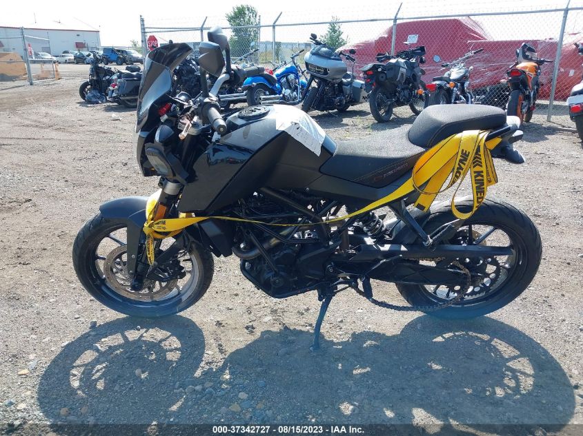 2016 KTM RC 390 MD2JGJ407GC275190