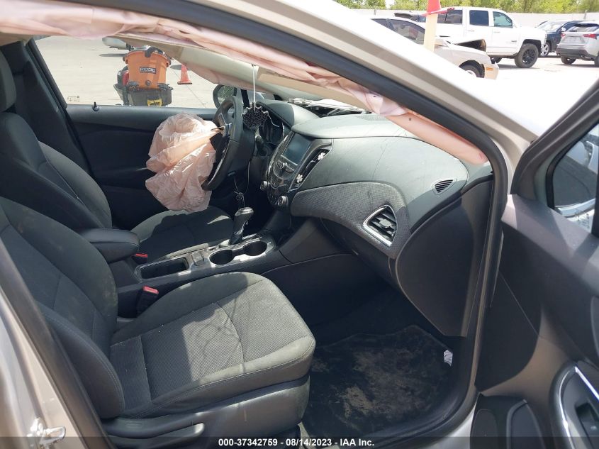 2018 CHEVROLET CRUZE LT - 1G1BE5SM8J7245962