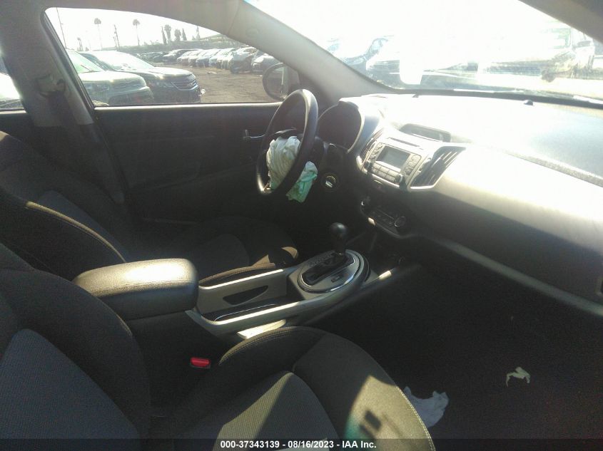 2016 KIA SPORTAGE LX - KNDPBCAC3G7866036