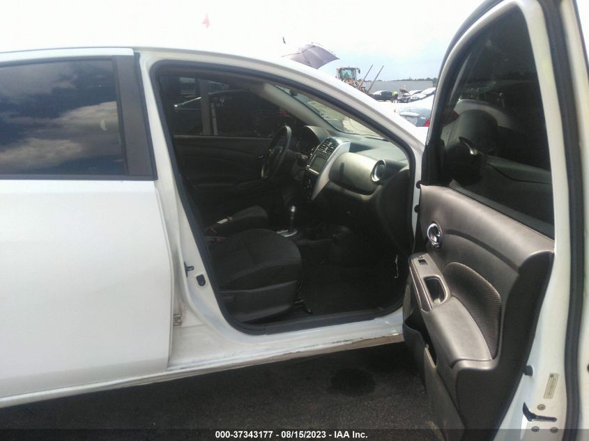 2019 NISSAN VERSA SEDAN SV - 3N1CN7AP6KL811507