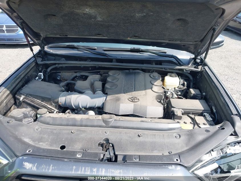 2020 TOYOTA 4RUNNER SR5 - JTEBU5JR3L5814802