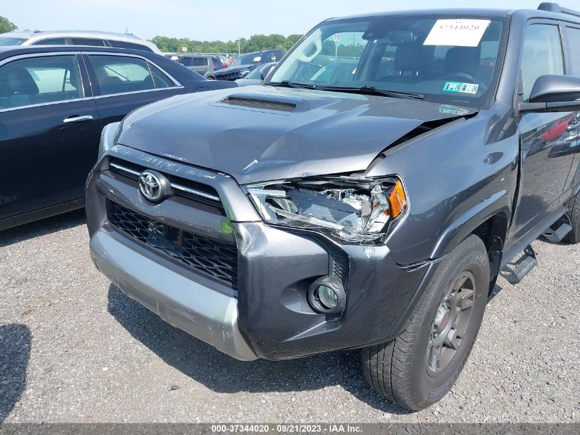 2020 TOYOTA 4RUNNER SR5 - JTEBU5JR3L5814802