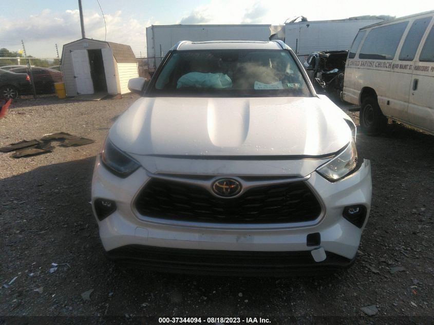 2021 TOYOTA HIGHLANDER XLE - 5TDGZRBH5MS117135