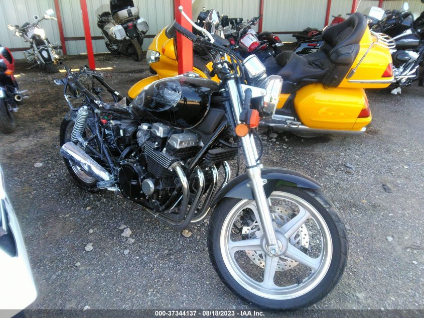 2002 HONDA CB750 - JH2RC38002M000152