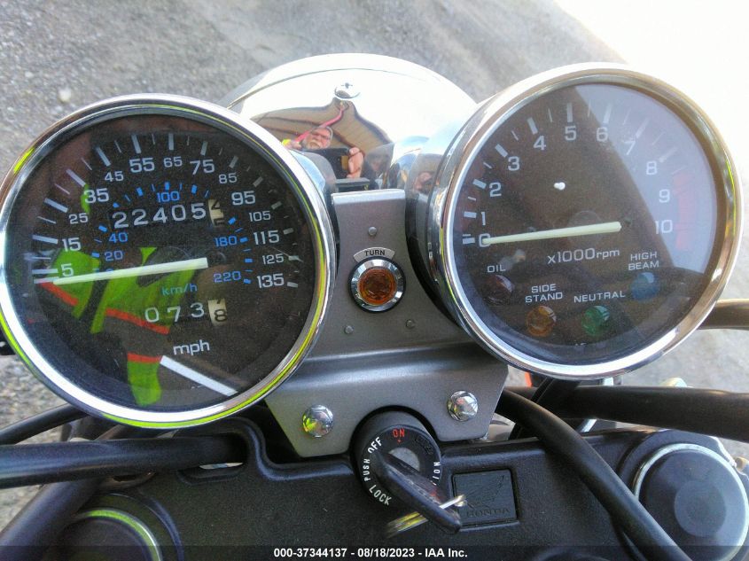 2002 HONDA CB750 - JH2RC38002M000152