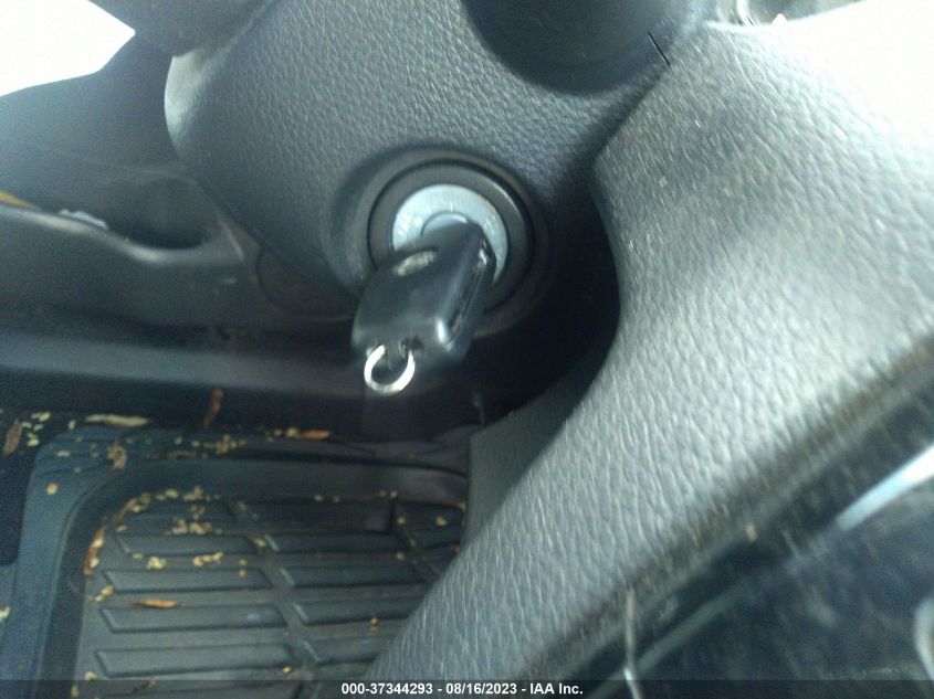 2017 NISSAN ROGUE S - KNMAT2MV4HP539348