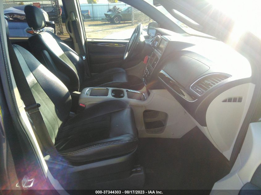 2017 DODGE GRAND CARAVAN SXT - 2C4RDGCG0HR825566
