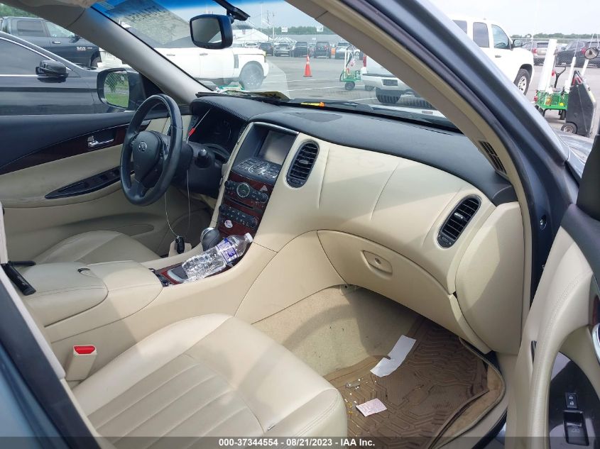 2016 INFINITI QX50 - JN1BJ0RR1GM271744