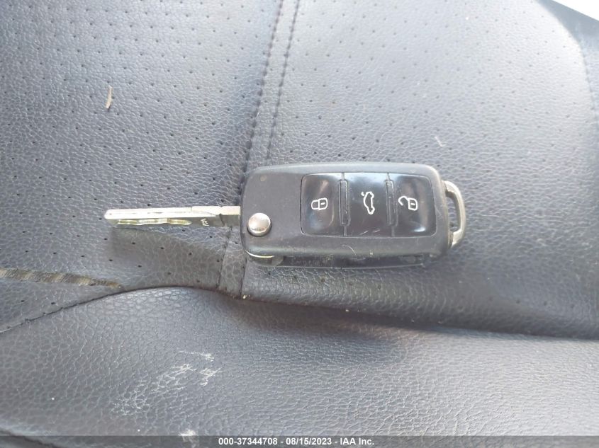 2014 VOLKSWAGEN JETTA SEDAN SE W/CONNECTIVITY/SUNROOF - 3VWD07AJ6EM423684