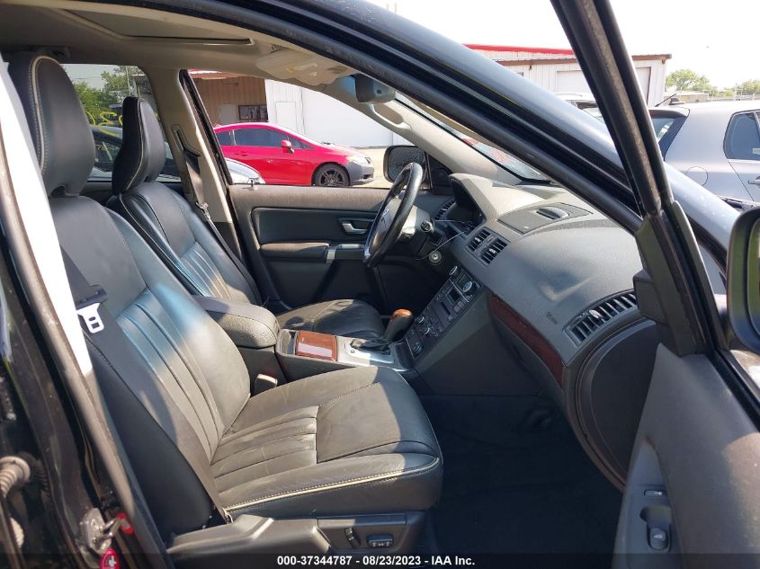 2013 VOLVO XC90 - YV4952CZ5D1650888