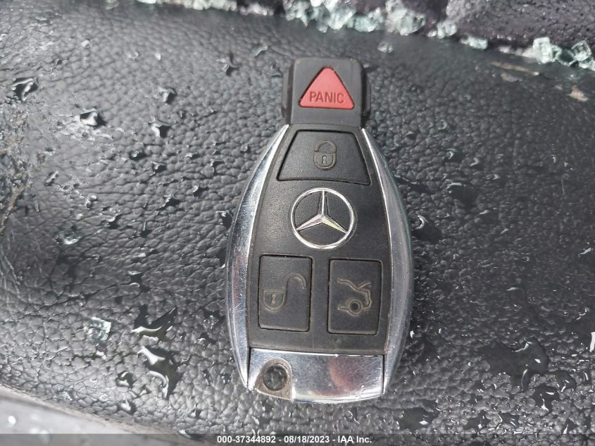 2013 MERCEDES-BENZ C-CLASS C 300 - WDDGF8AB0DR301550