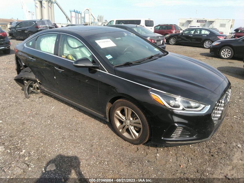 2019 HYUNDAI SONATA SPORT - 5NPE34AF0KH746381
