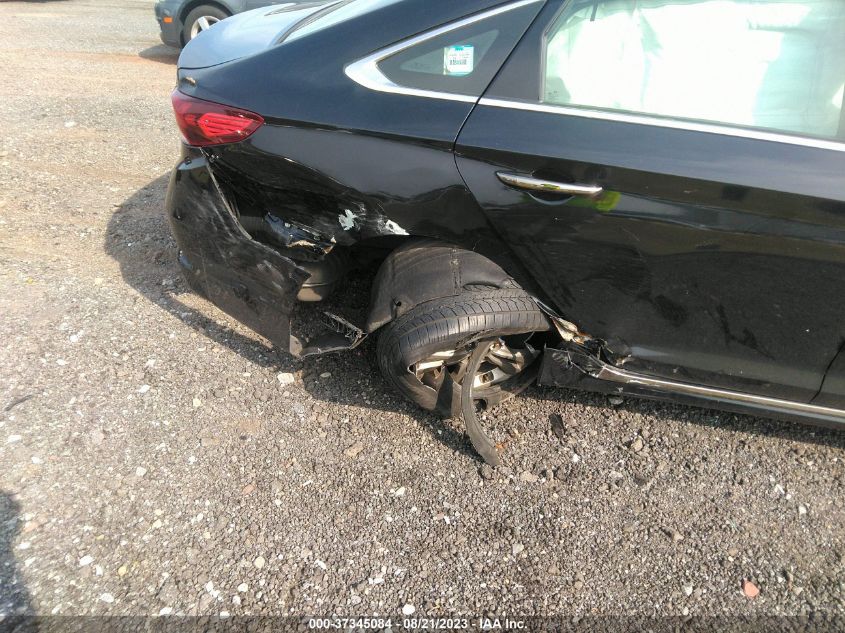 2019 HYUNDAI SONATA SPORT - 5NPE34AF0KH746381