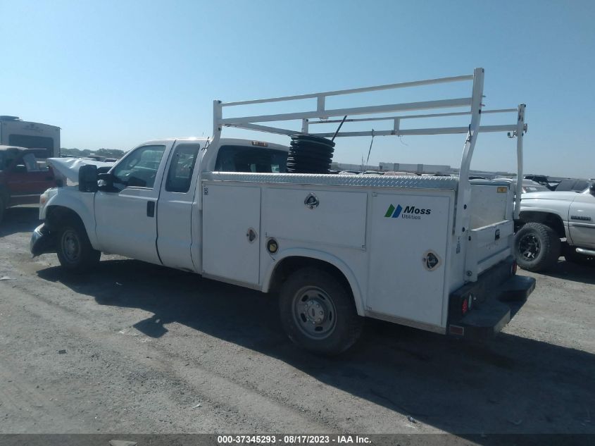 2013 FORD SUPER DUTY F-250 SRW XL/XLT/LARIAT - 1FT7X2A68DEB12613