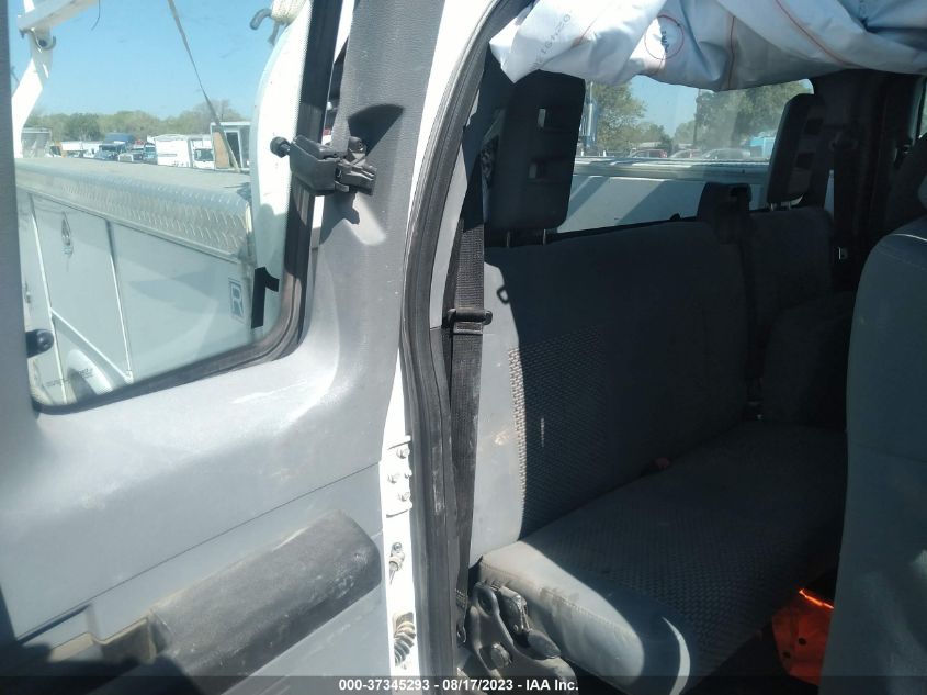2013 FORD SUPER DUTY F-250 SRW XL/XLT/LARIAT - 1FT7X2A68DEB12613