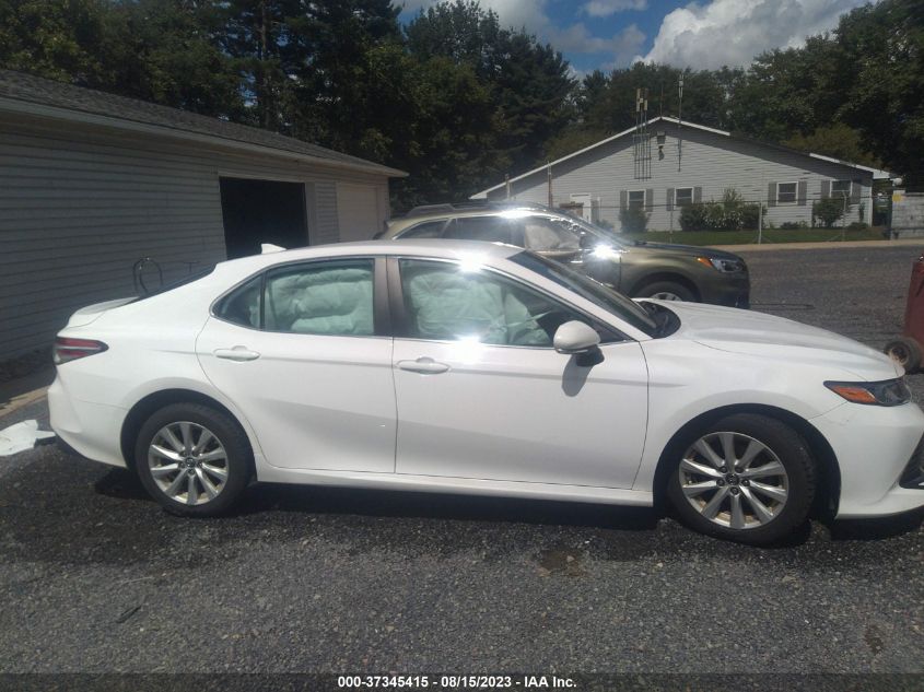 2019 TOYOTA CAMRY LE/SE/XLE/L - 4T1B11HK0KU185675