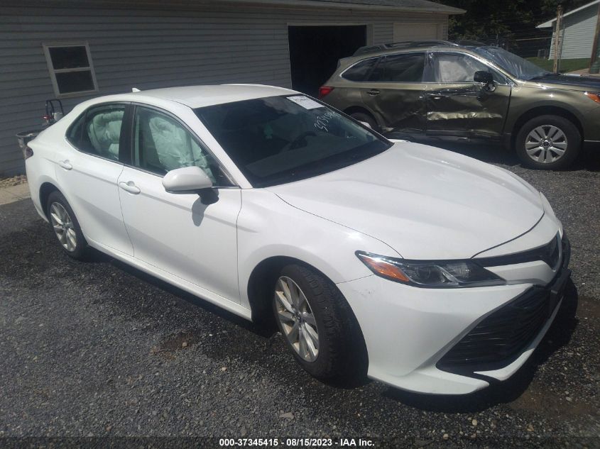 2019 TOYOTA CAMRY LE/SE/XLE/L - 4T1B11HK0KU185675