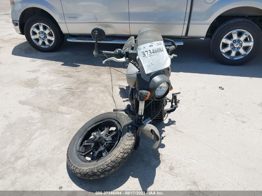 2022 INDIAN MOTORCYCLE CO. SCOUT BOBBER ABS 56KMTA002N3183352