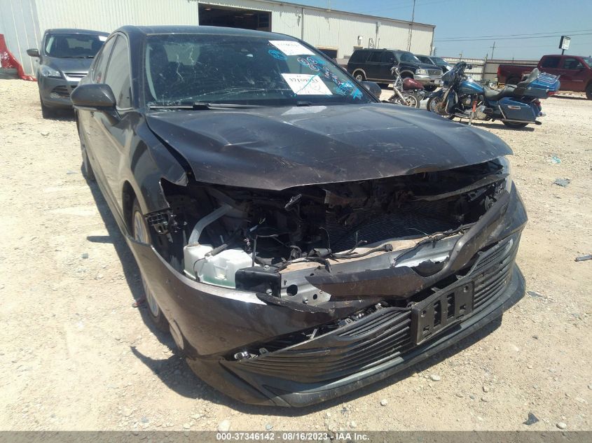 2018 TOYOTA CAMRY XLE - 4T1B11HK0JU520450