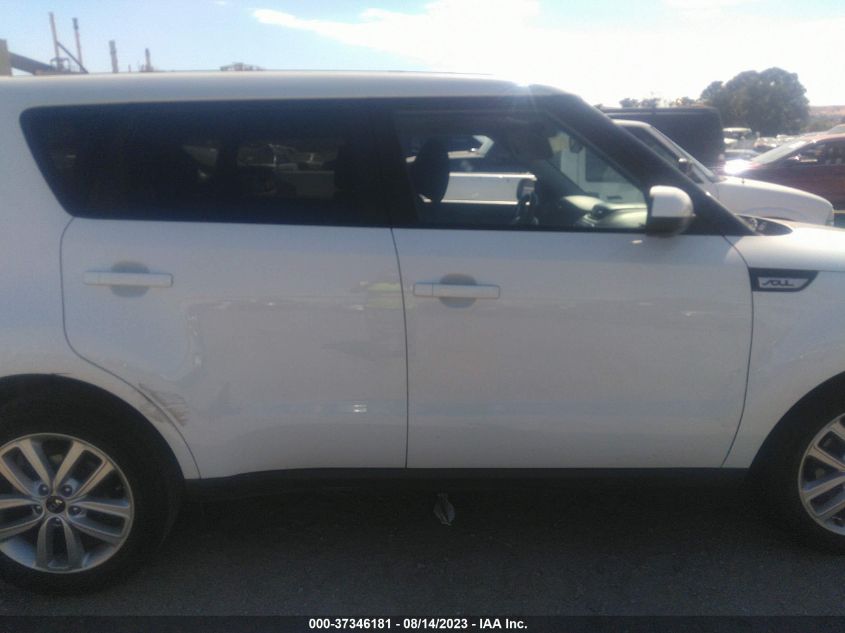 2019 KIA SOUL + - KNDJP3A56K7696210