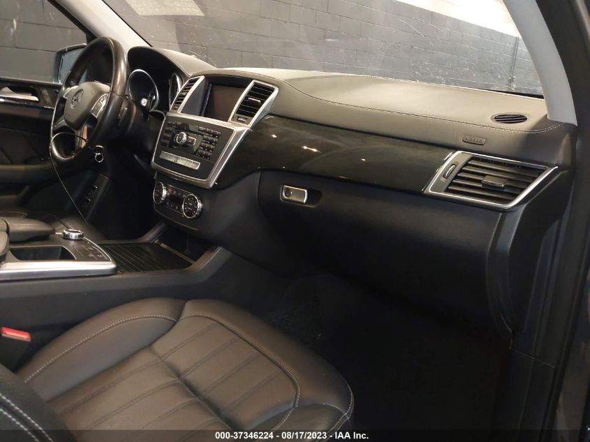 2016 MERCEDES-BENZ GL GL 450 - 4JGDF6EE3GA682587