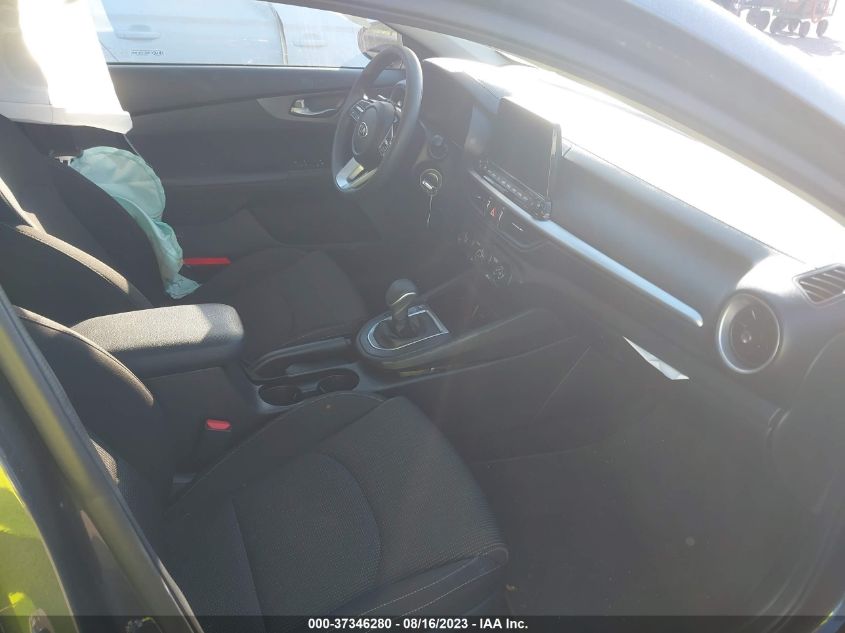 2021 KIA FORTE LXS - 3KPF24AD7ME319521