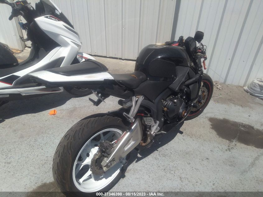 2014 HONDA CBR600 RR - JH2PC4004EK700037