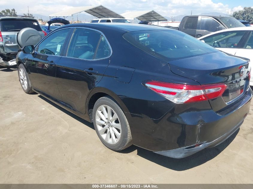 2018 TOYOTA CAMRY LE/SE/XLE/L - 4T1B11HK7JU131949
